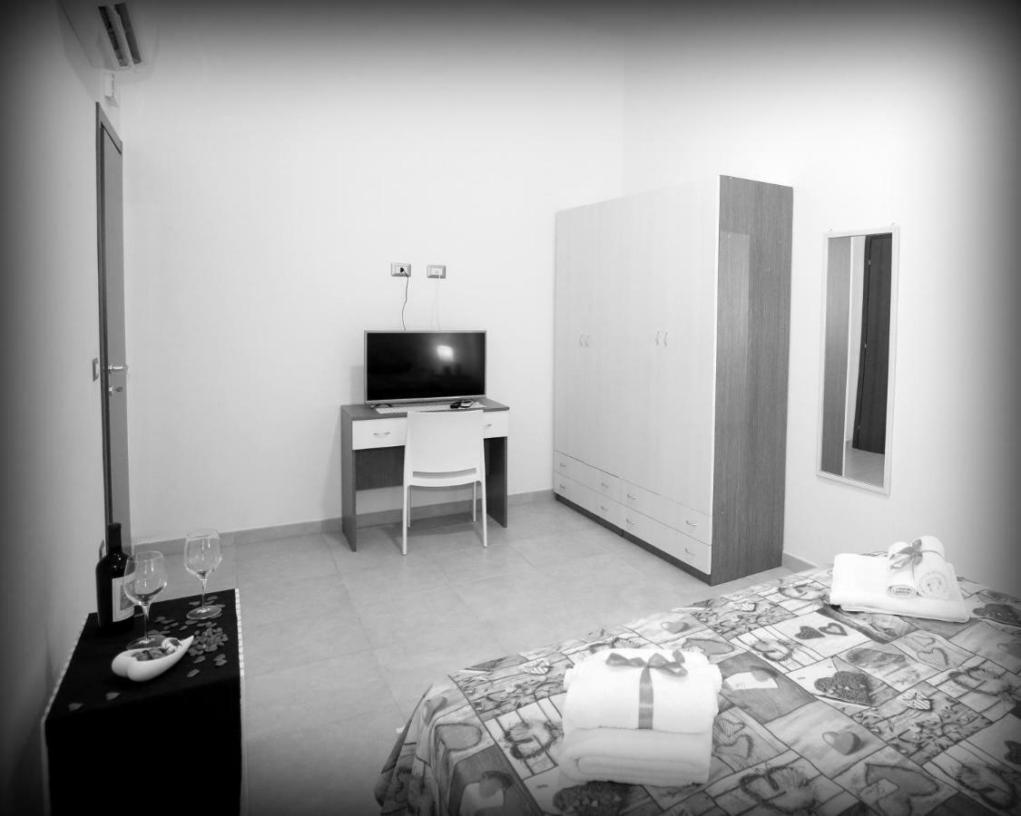 Apartamento La Casa Di Cristina Avola Exterior foto